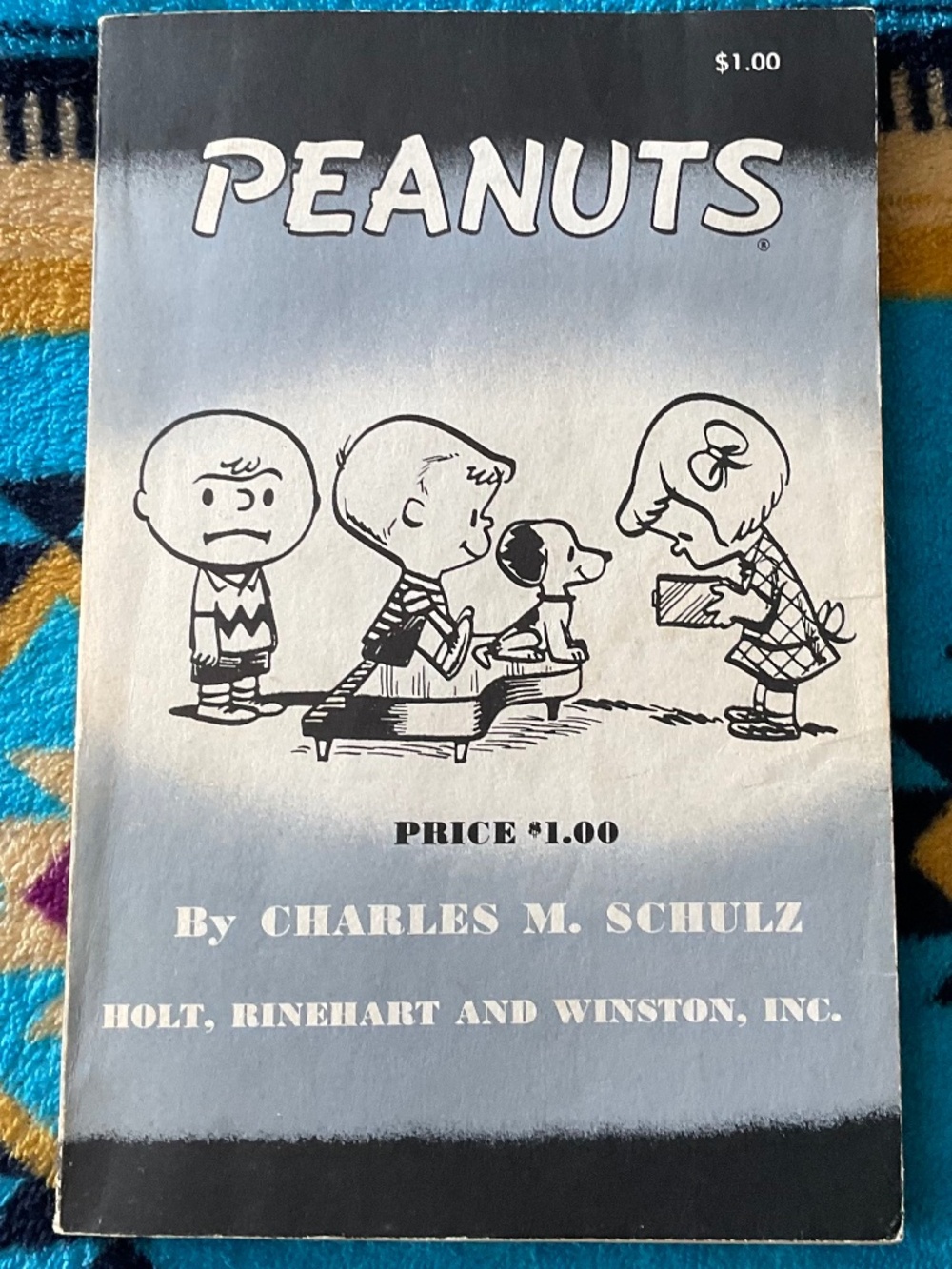 VTG-peanuts paperback book Charles M Schulz Holt Reinhardt Winston comic strip
